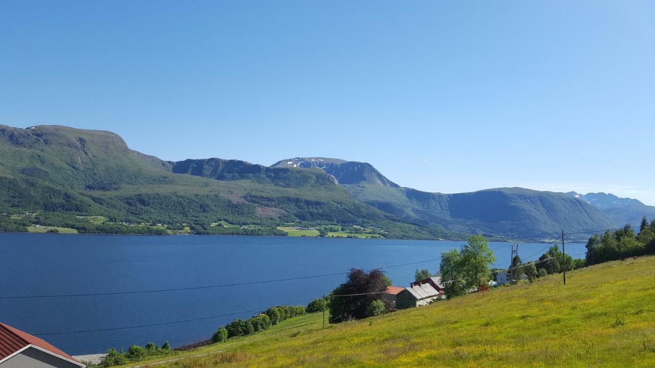 Kvernesfjorden Apartments Steinsgrenda Buitenkant foto