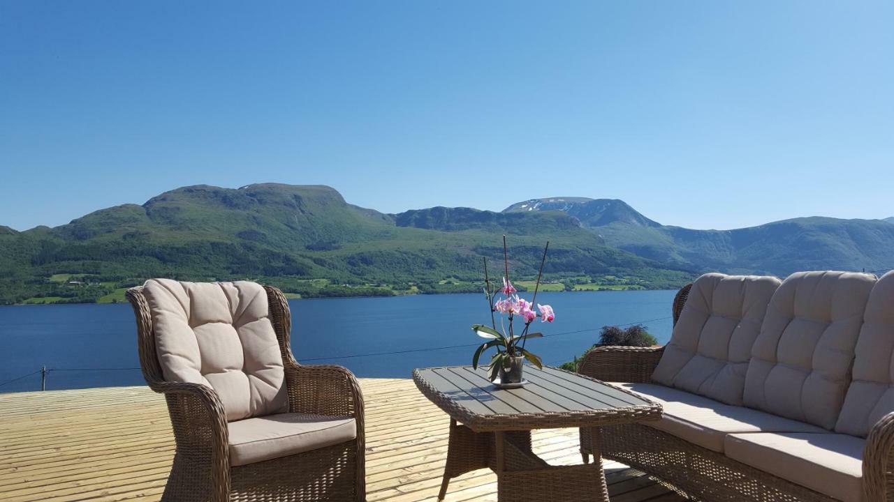Kvernesfjorden Apartments Steinsgrenda Buitenkant foto